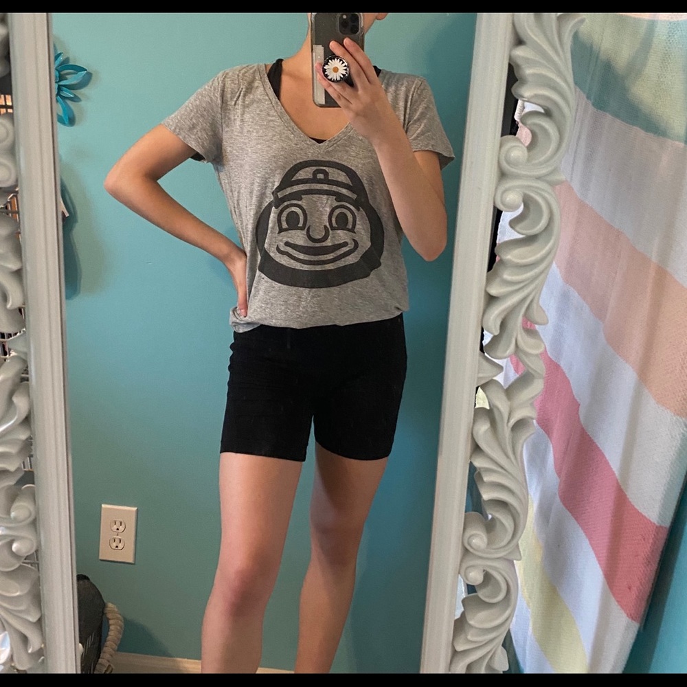 VS Pink buckeye shirt